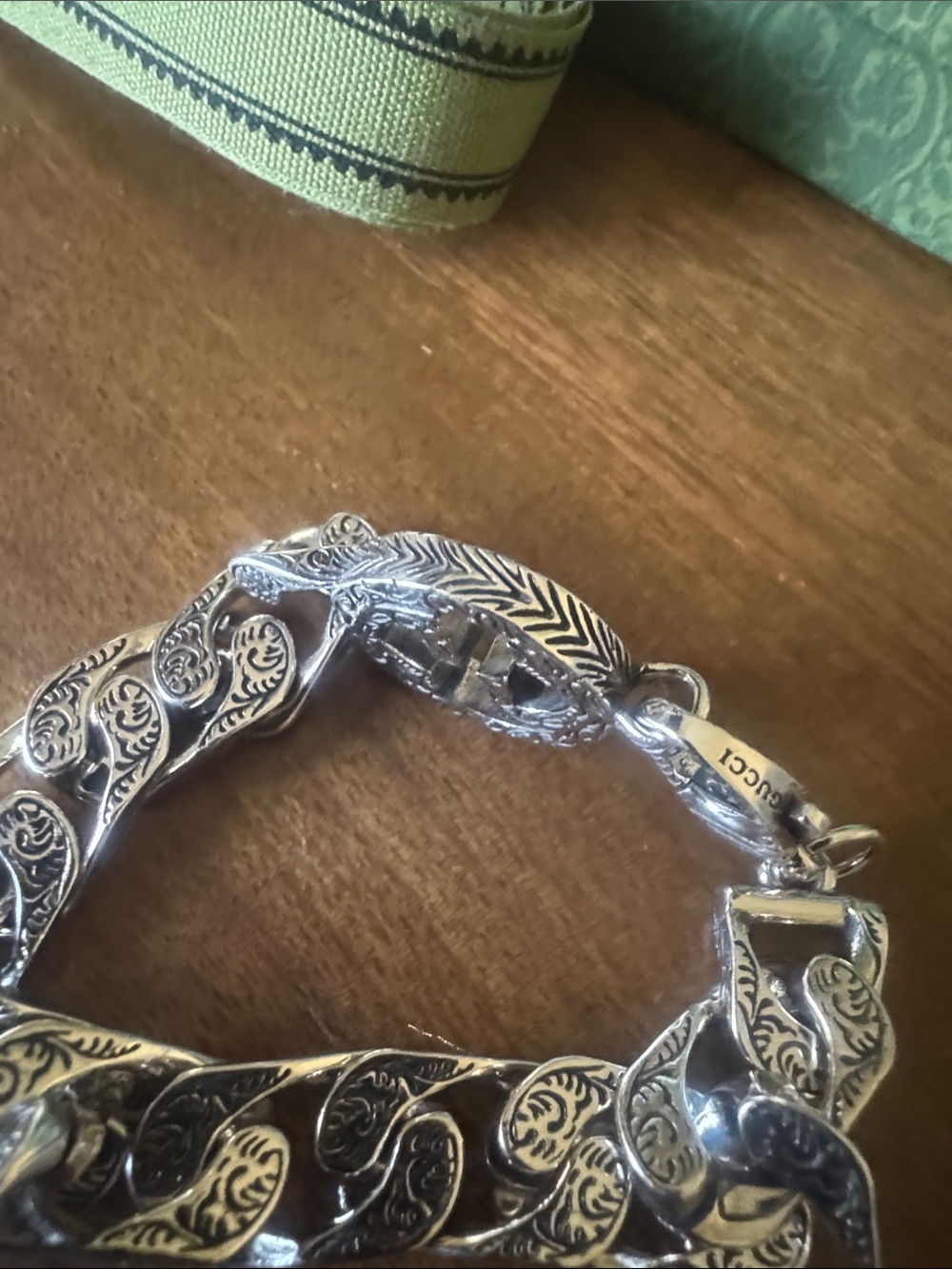 Gucci Silver-Tone Engraved Link Bracelet - Picture 12 of 12
